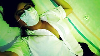 Student Meets a 50-year-old Old Man to Have Sex, the Old Man Promises Her a New Cell Phone for Being a Good Lover